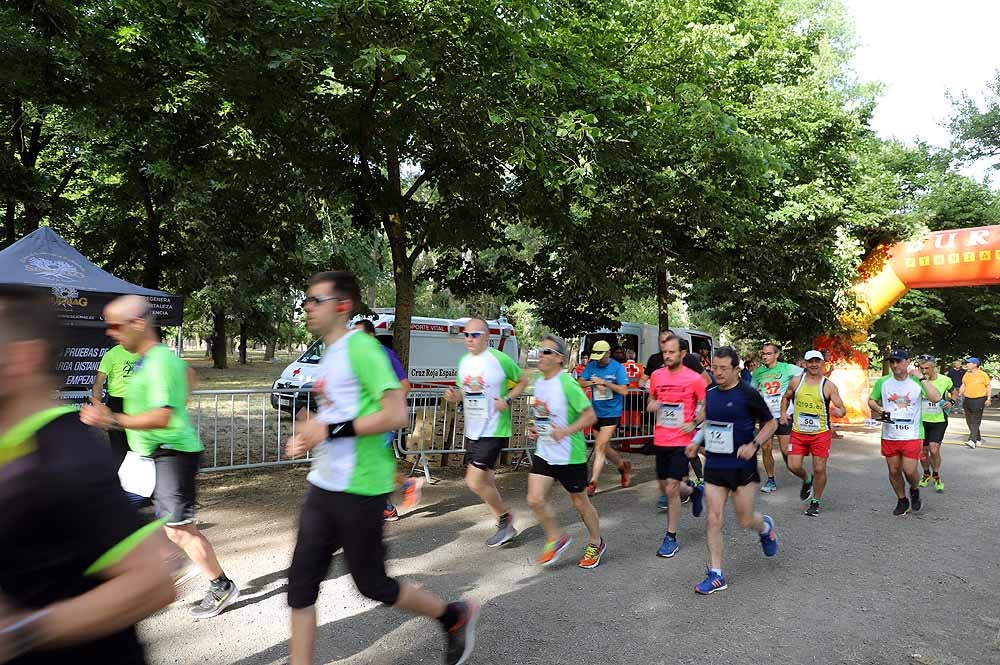 166 corredores de toda España han disputado la 24ª edición de le Media Maratón Ciudad de Burgos,con el burgalés Rubén Castrillo como ganador en categoría masculina y la debutante Virginia Torres como campeona femenina.