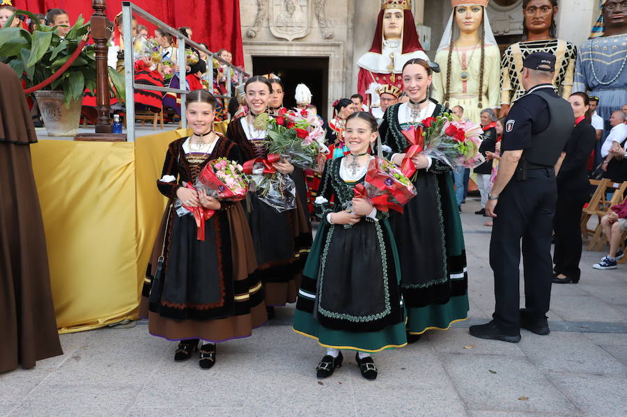 Burgos ha dado el pistoletazo de salida a las Fiestas de San Pedro y San Pablo 2019 de la mano de La M.O.D.A., encargada del pregón