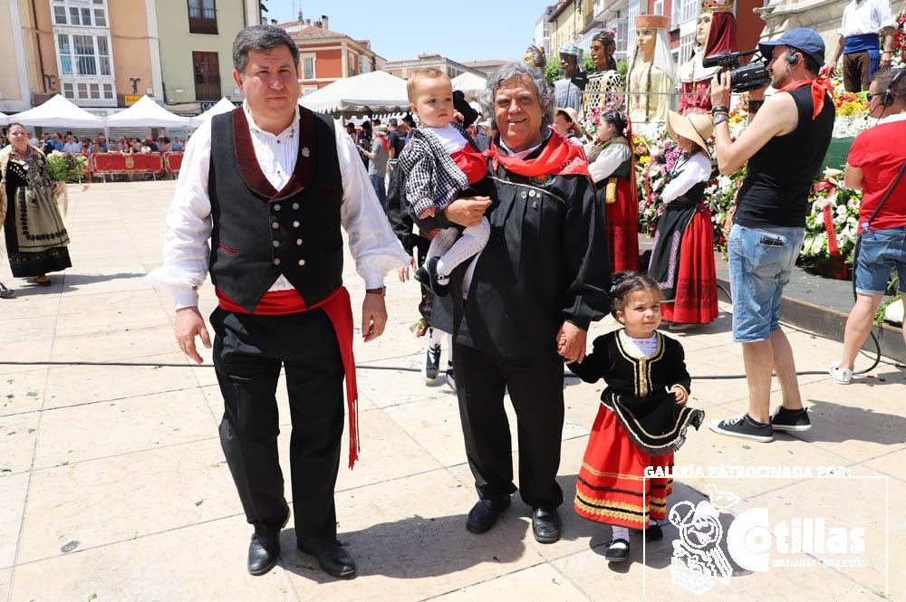 El calor no ha quitado el ánimo a los burgaleses en el acto más querido de las fiestas