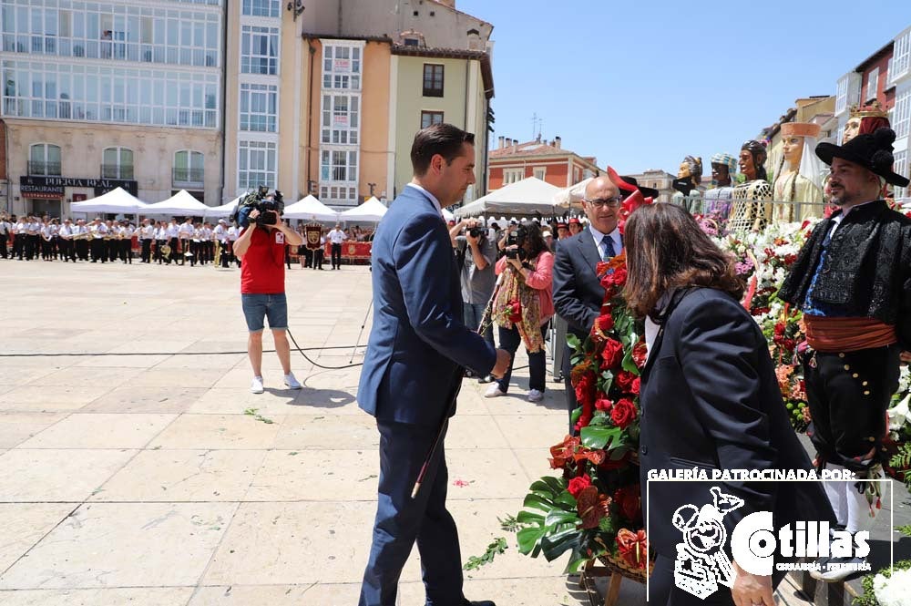 El calor no ha quitado el ánimo a los burgaleses en el acto más querido de las fiestas