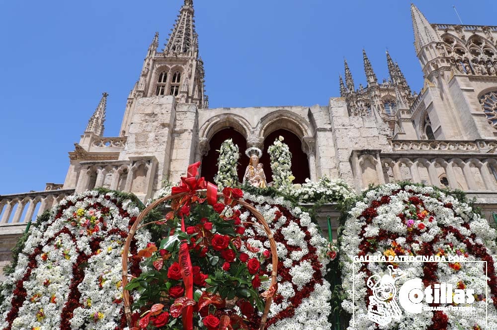 El calor no ha quitado el ánimo a los burgaleses en el acto más querido de las fiestas