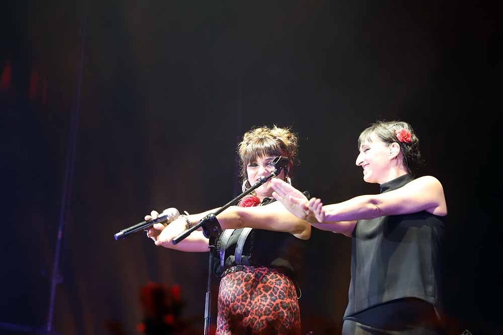 Fotos: Las mejores imágenes del concierto de Rozalen en los Sampedros de 2019