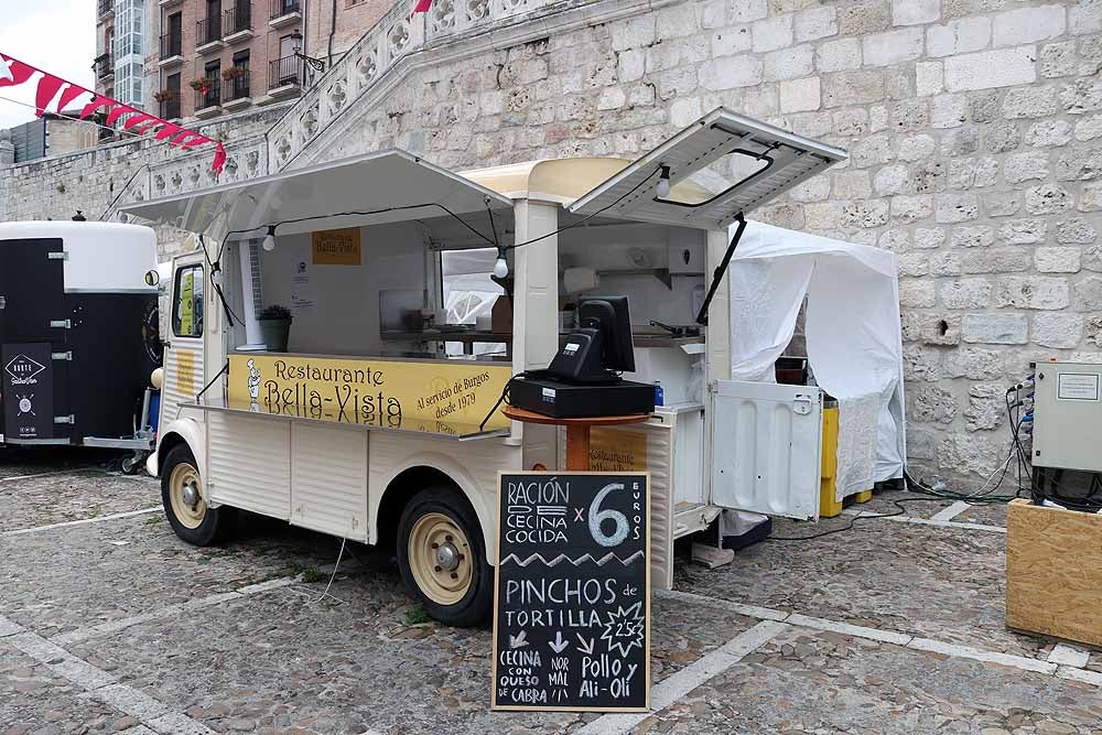 Fotos: Los burgaleses saborean la gran variedad gastronómica que ofrecen casetas y gastronetas durante las fiestas