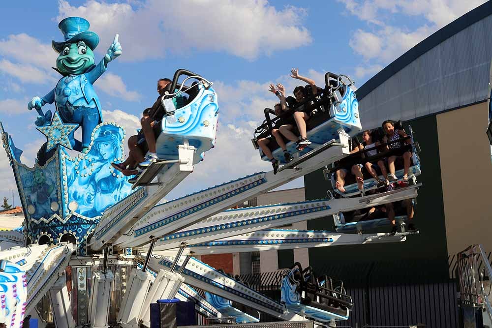 Fotos: Dosis de adrenalina y calor en las barracas de los Sampedros