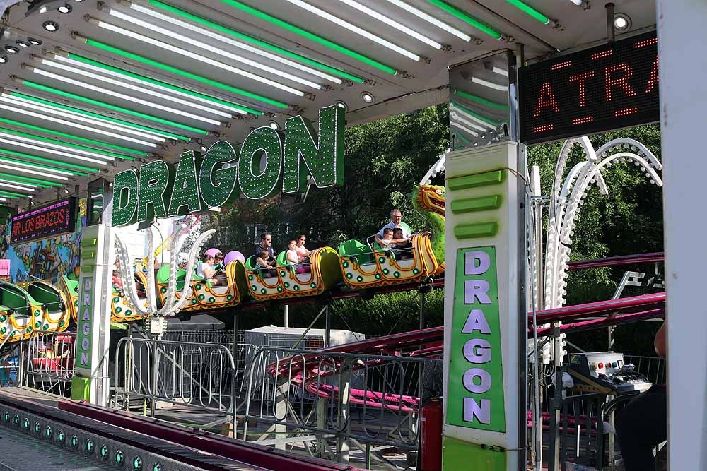 Fotos: Dosis de adrenalina y calor en las barracas de los Sampedros