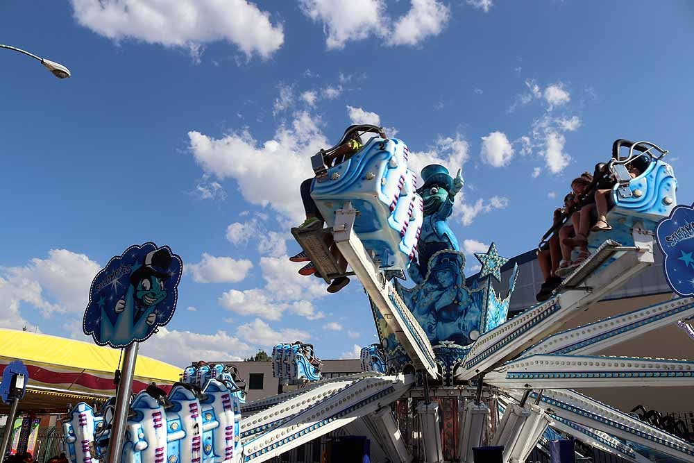 Fotos: Dosis de adrenalina y calor en las barracas de los Sampedros