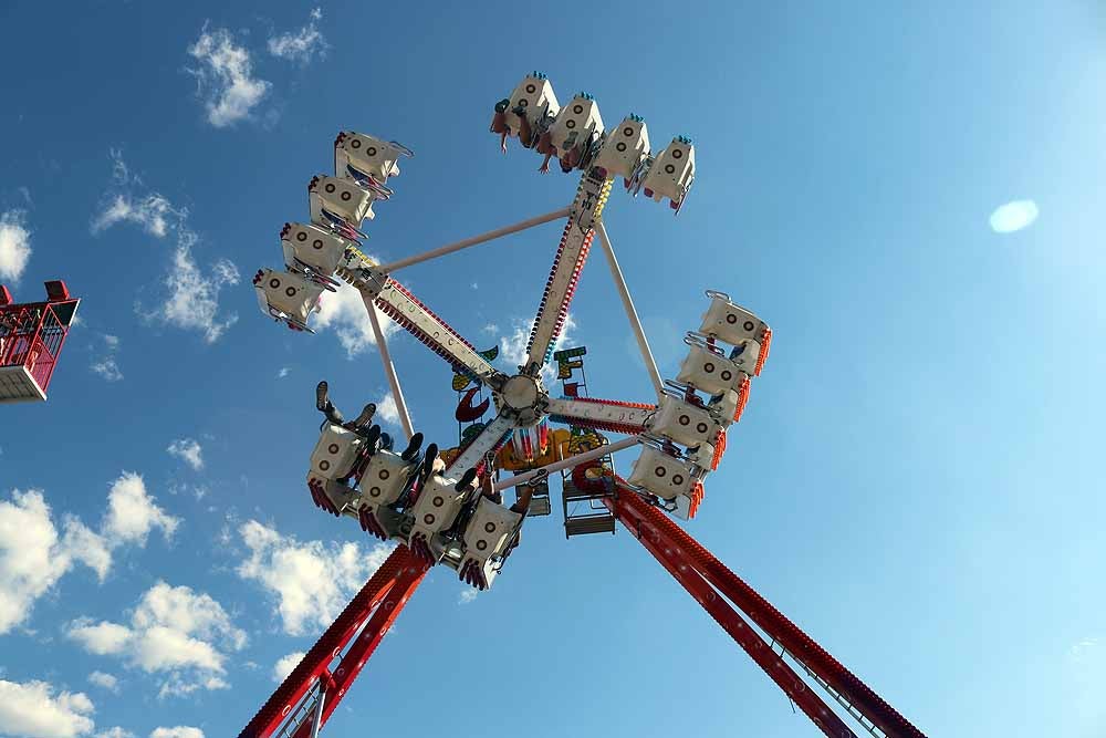 Fotos: Dosis de adrenalina y calor en las barracas de los Sampedros