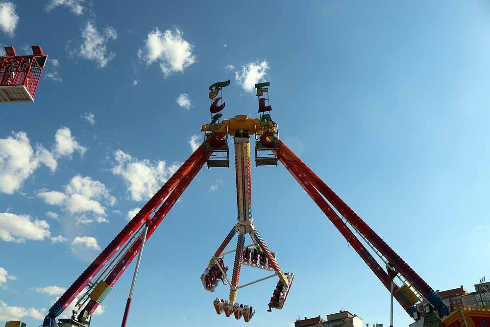 Fotos: Dosis de adrenalina y calor en las barracas de los Sampedros