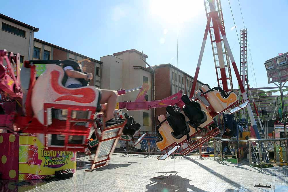 Fotos: Dosis de adrenalina y calor en las barracas de los Sampedros