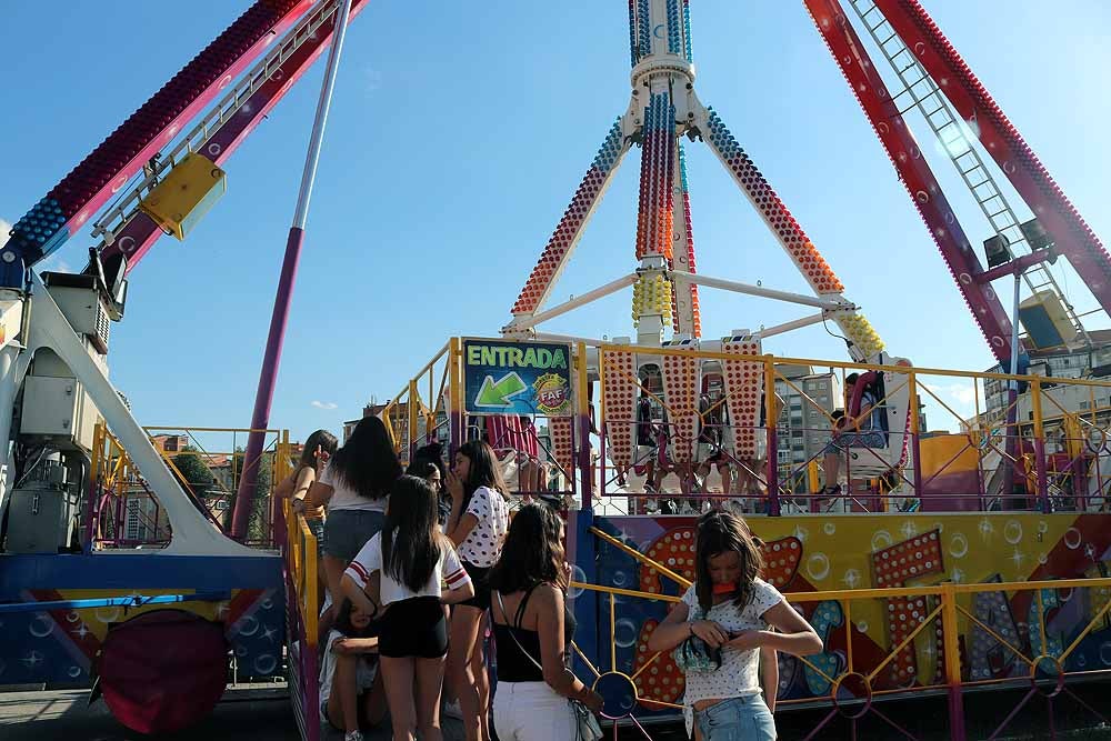 Fotos: Dosis de adrenalina y calor en las barracas de los Sampedros