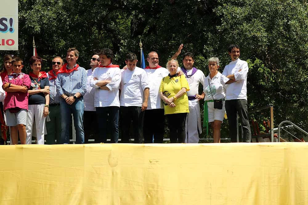 Fotos: Las peñas Los Cucos y Los Calores, las grandes triunfadoras del concurso del Buen Yantar