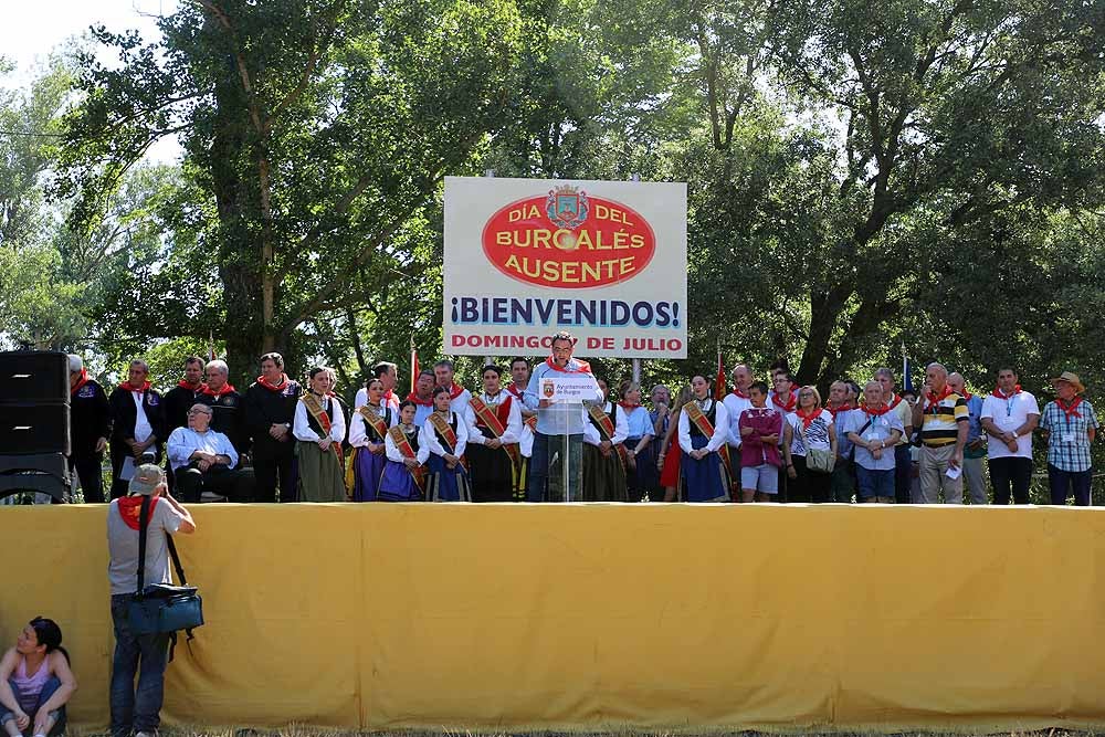 Siete descendientes de emigrantes burgaleses a Argentina y Cuba han participado hoy en la fiesta del Burgalés Ausente. La mayoría de ellos residen en la ciudad argentina de Mar del Plata. 