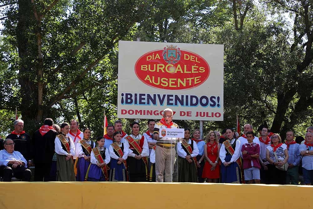 Siete descendientes de emigrantes burgaleses a Argentina y Cuba han participado hoy en la fiesta del Burgalés Ausente. La mayoría de ellos residen en la ciudad argentina de Mar del Plata. 