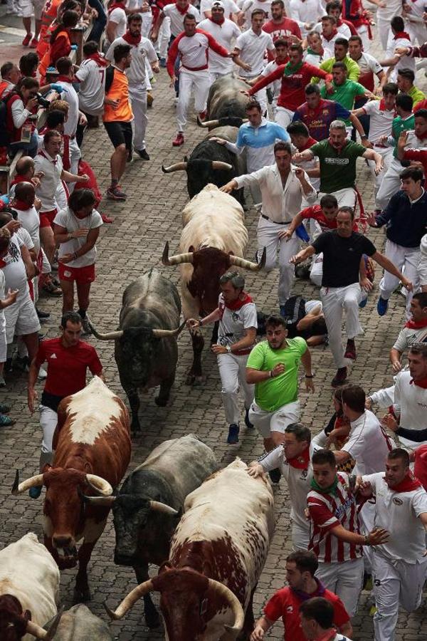 Fotos: Los toros de José Escolar protagonizan un encierro rápido y limpio