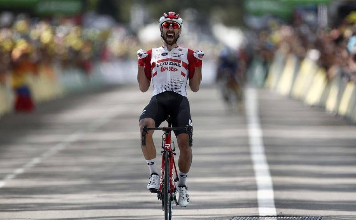 Thomas De Gendt, cruzando la línea de meta. 