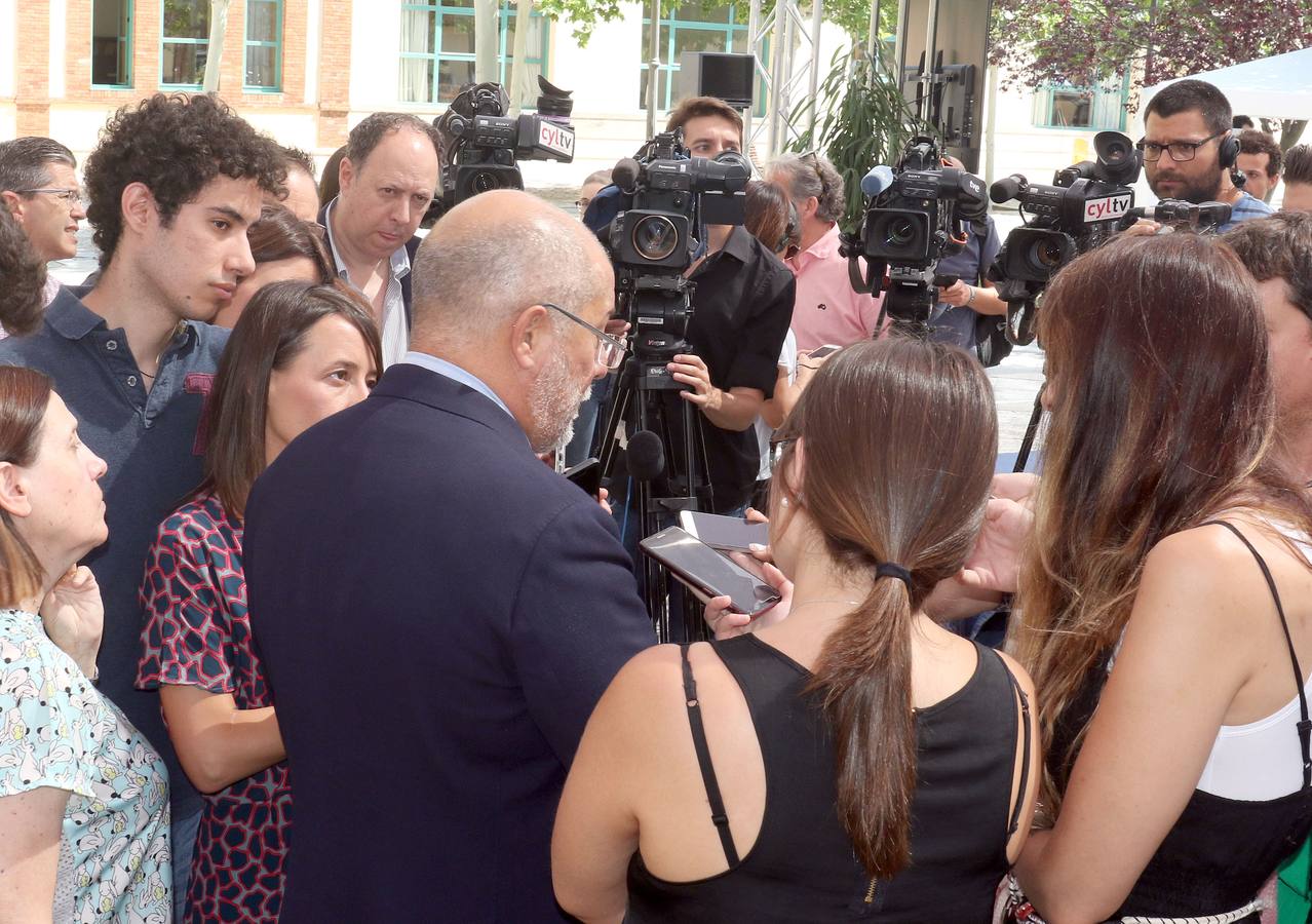 Imágenes del acto de toma de posesión celebrado este miércoles en el Colegio de la Asunción, sede de la Junta