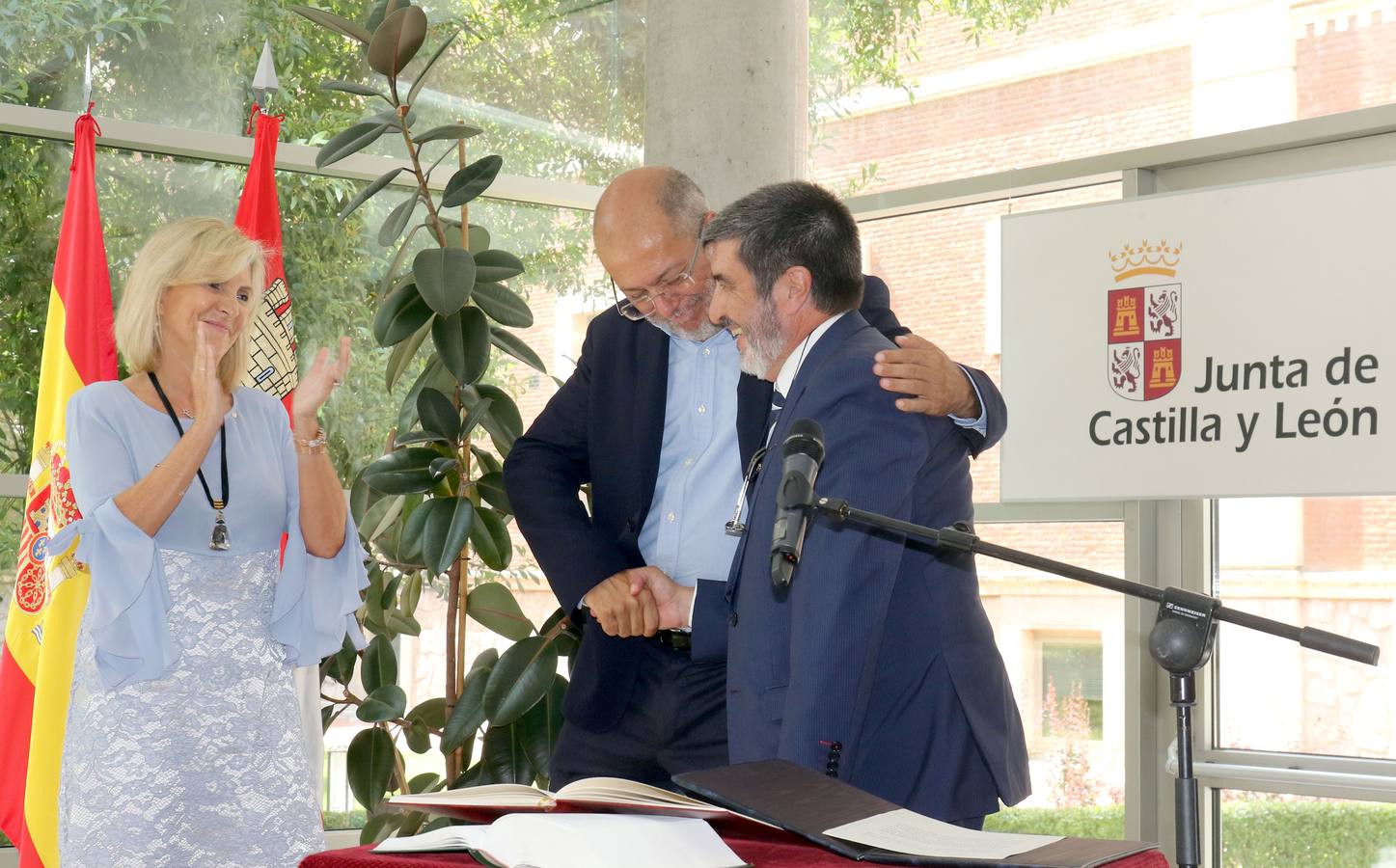 Fotos: Toma de posesión de Manuel Mitadiel, nuevo responsable de la Gerencia Regional de Salud