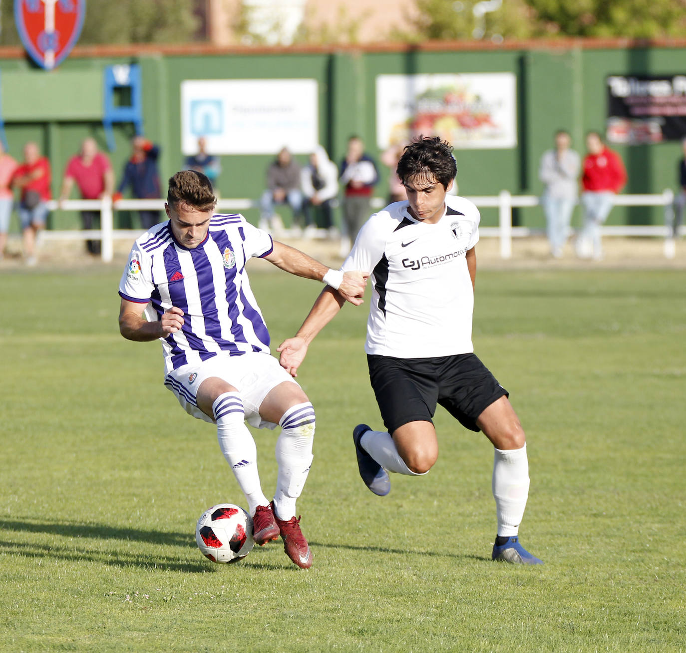 Fotos: Las mejores imágenes del partidod de pretemporada entre Valladolid B y Burgos CF