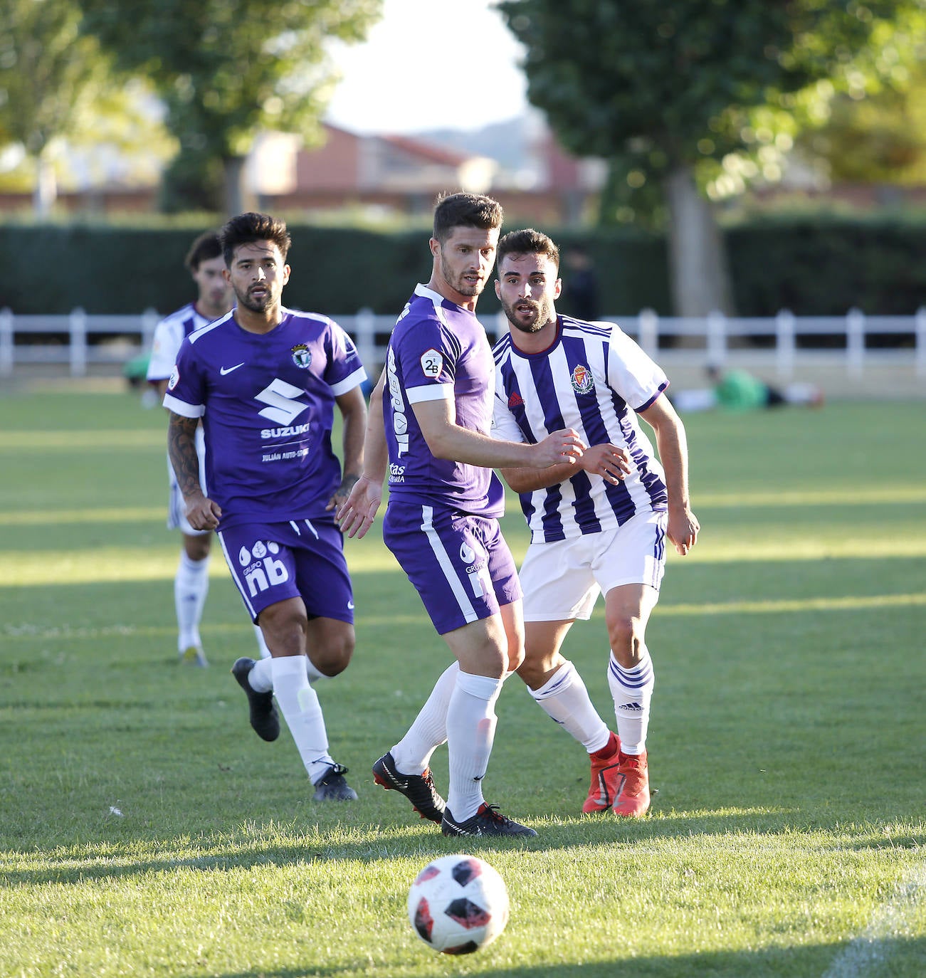 Fotos: Las mejores imágenes del partidod de pretemporada entre Valladolid B y Burgos CF