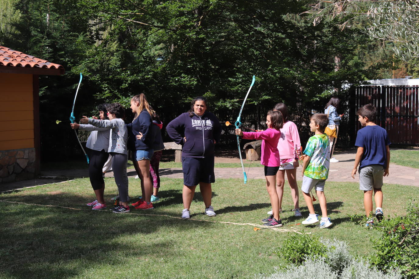 Naturaleza mezclada con juegos educativos son los ingrdientes esenciales para que los niños se diviertan en los Campamentos de Urbanos de verano organizados por el Ayuntamiento