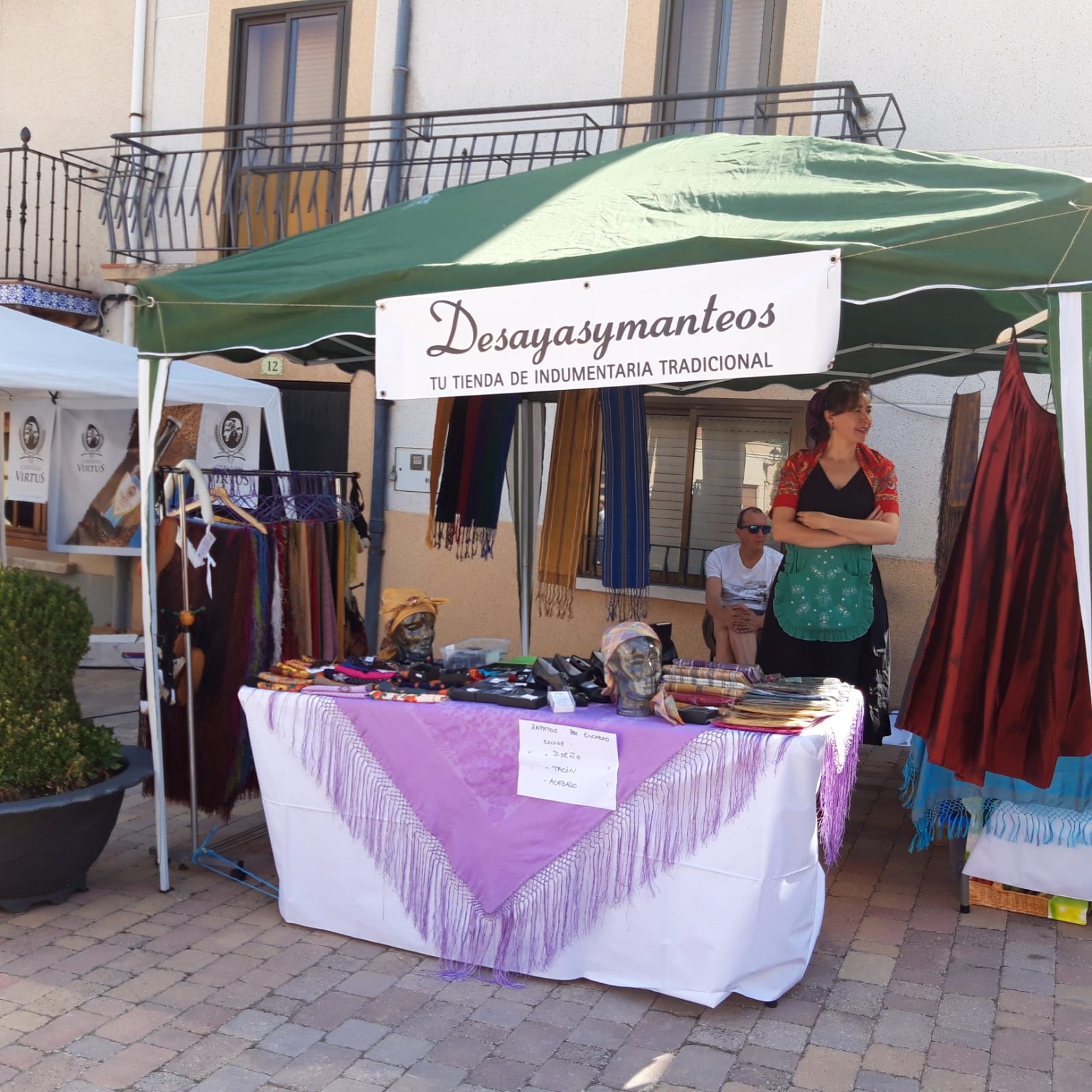 Puesto artesanal del Mercado Medieval en Torresandino