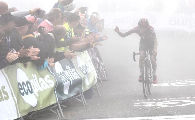 Iván Ramiro Sosa entrando en meta. 