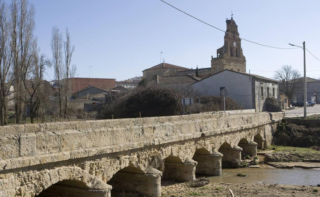 Vista del puente de Venialbo, localidad zamorana donde han ocurrido los hechos.