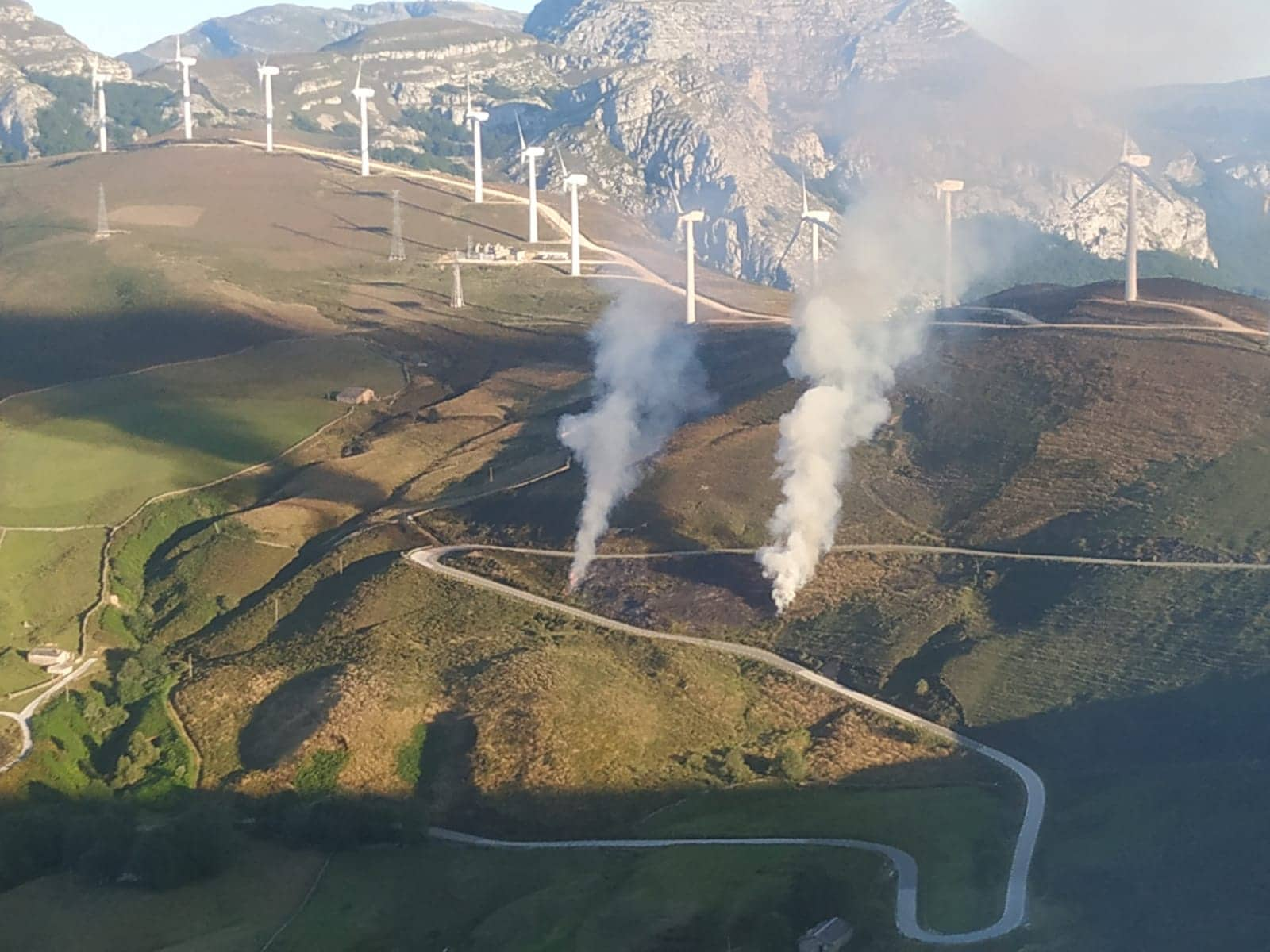 Incendio en Espinosa de los Monteros.