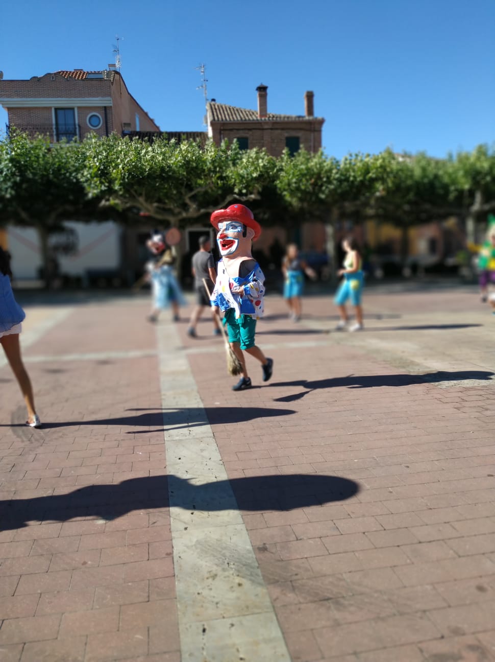 Desfile de carrozas en Melgar