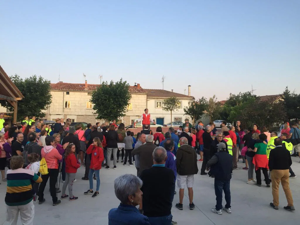 La comida recolectada en Agés con motivo de la marcha solidaria irá destinada al Banco de Alimentos de Cruz Roja para las familias más necesitadas