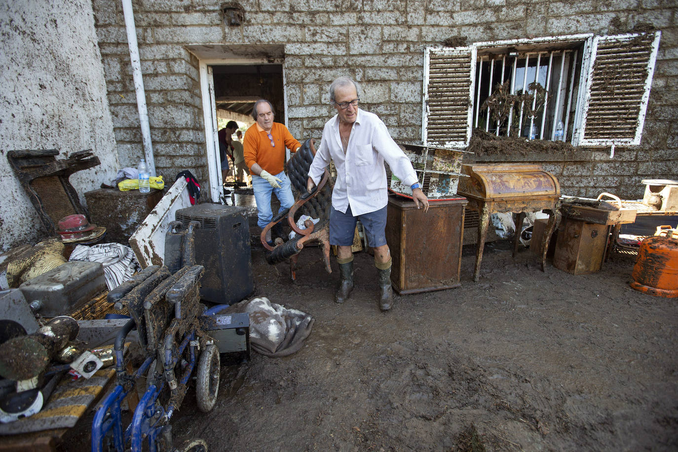 Las tormentas arrasan Las Navas del Marqués.