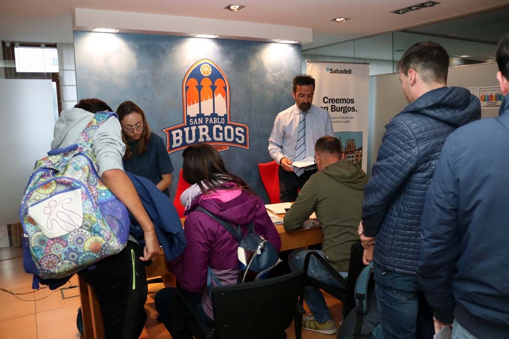 El San Pablo Burgos ha iniciado este martes las altas de abonos para la Liga Endesa y la Basketball Champions League