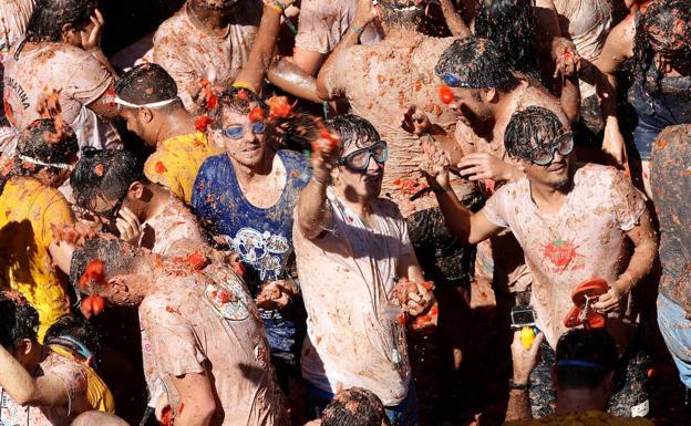 Participantes de La Tomatina de Buñol.