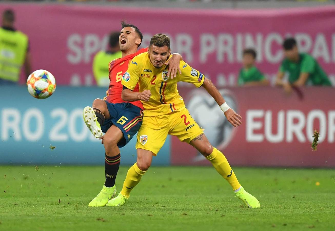 España, en el debut oficial de Robert Moreno como seleccionador nacional tras la renuncia de Luis Enrique, buscó el primer triunfo de su historia en suelo rumano