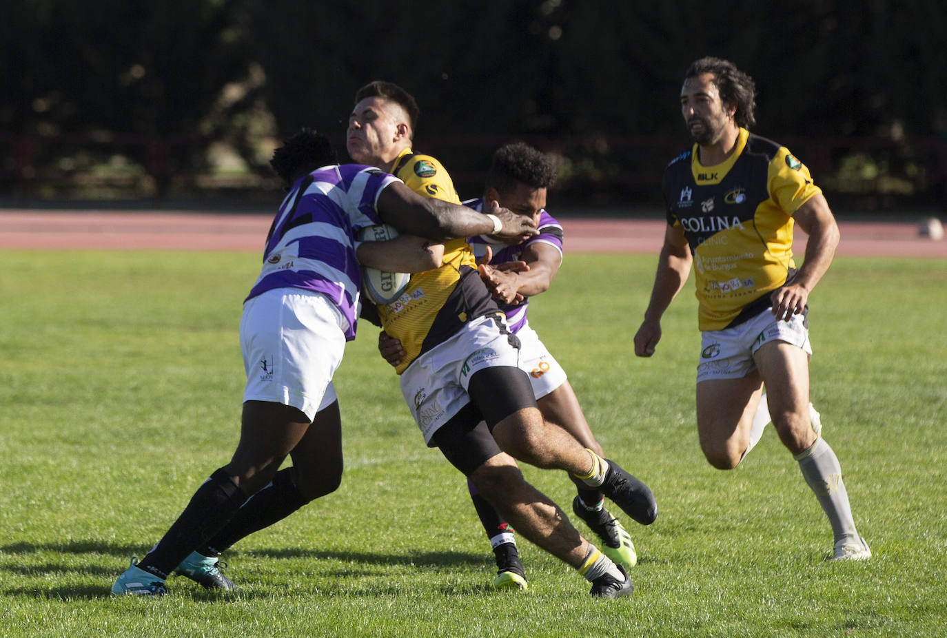 El UBU Colina jugó contra el Silverstorm El Salvador. 