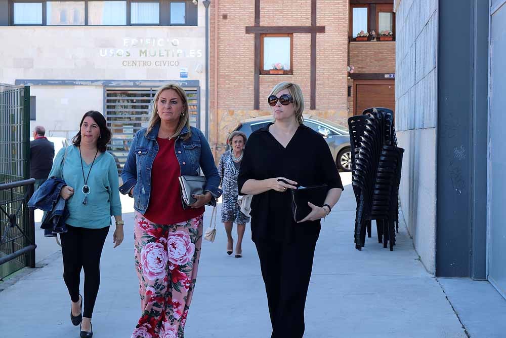 El Partido Popular ha celebrado su tradicional comida de hermandad para arrancar el curso político |Alcaldes, concejales y demás cargos públicos y políticos se han dado cita en Arcos de la Llana