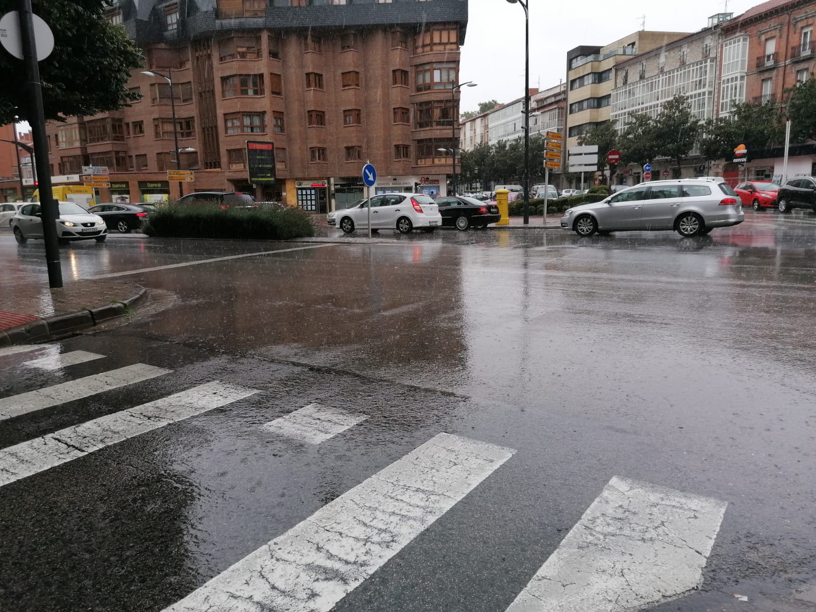 DANA ha traído a Burgos lluvias, y fuertes vientos en la provincia, en una jornada todavía de verano pero que se asemeja en exceso al otoño