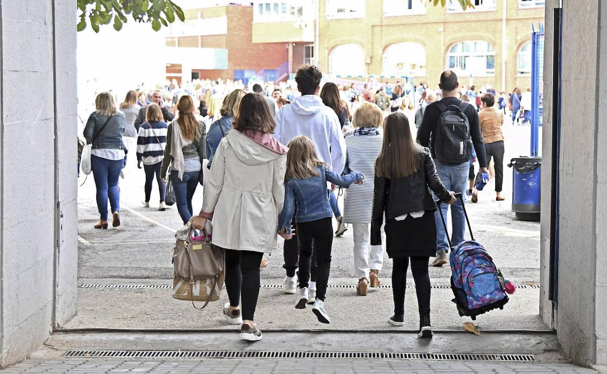 Vuelta a las clases en un colegio de Burgos.