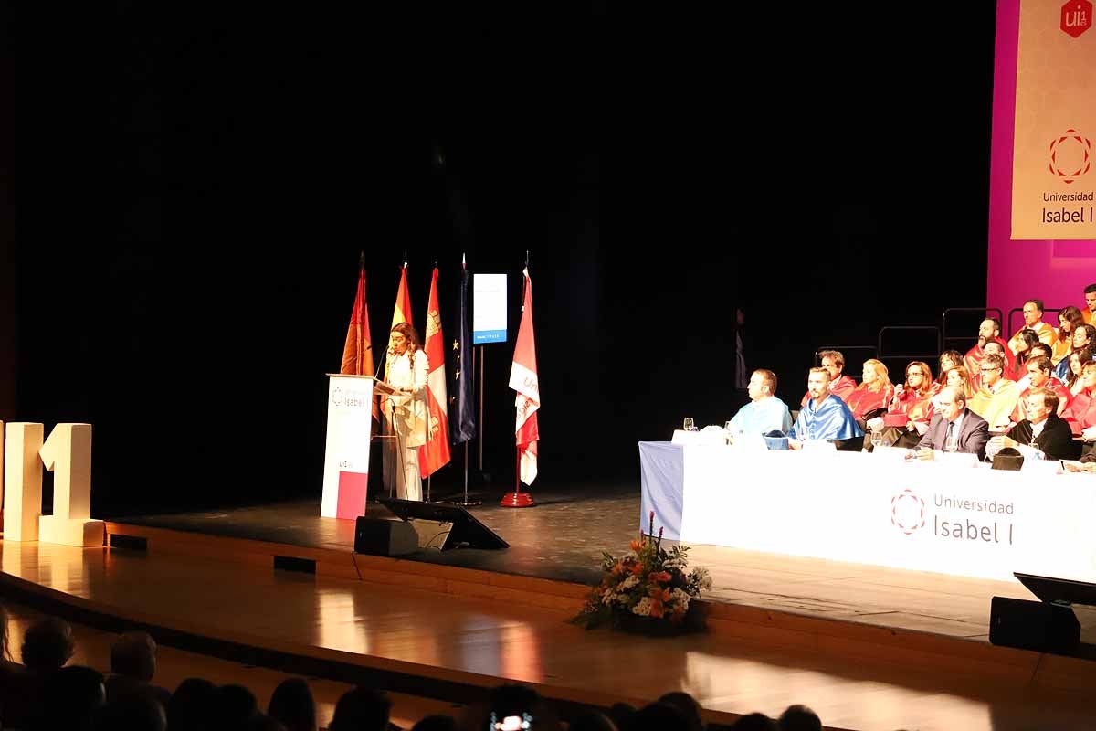 La Universidad Isabel I celebra su tercera Graduación con una tasa de abandono inferior a la media de universidades españolas.