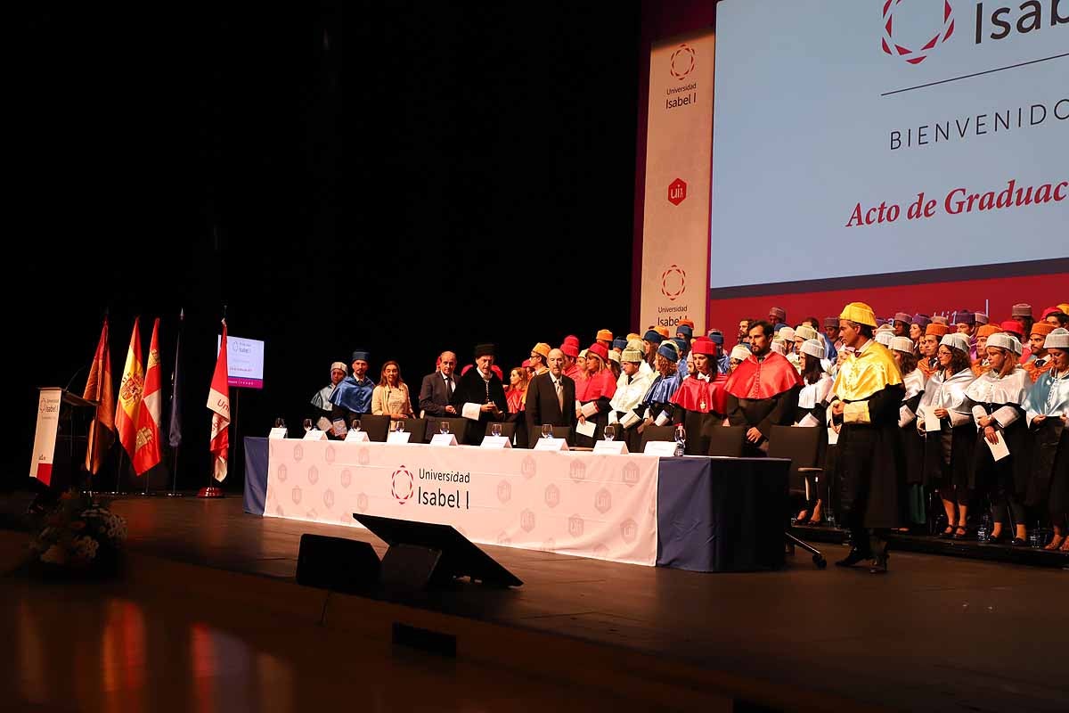 La Universidad Isabel I celebra su tercera Graduación con una tasa de abandono inferior a la media de universidades españolas.
