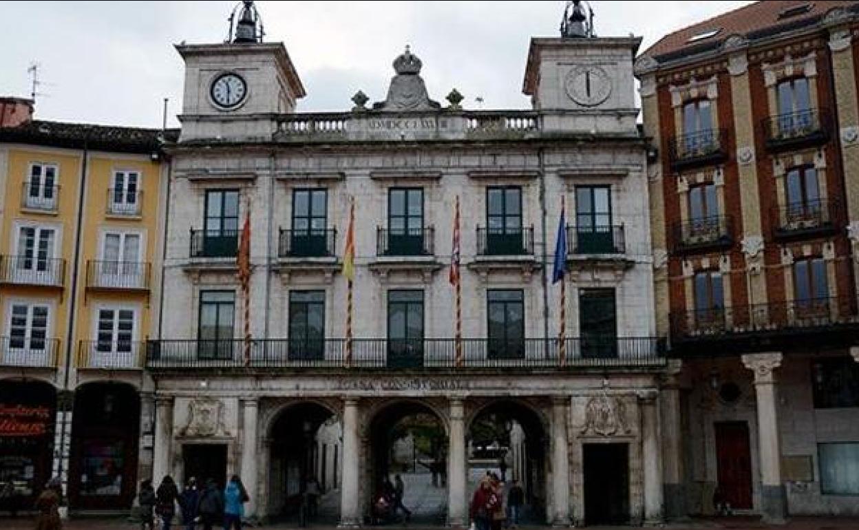 El Ayuntamiento desbloquea el pago de otro paquete de facturas por valor de 1,18 millones de euros