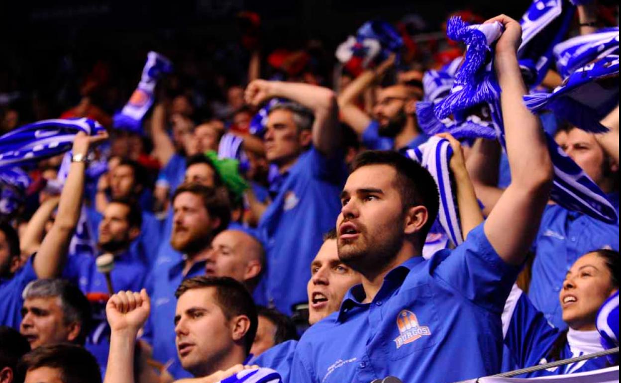 Imagen de la afición del San Pablo Burgos