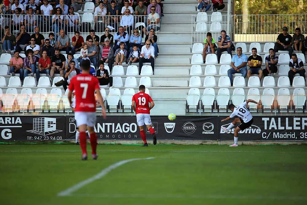 El Burgos CF ha conseguido la primera victoria de la temporada por 1-0