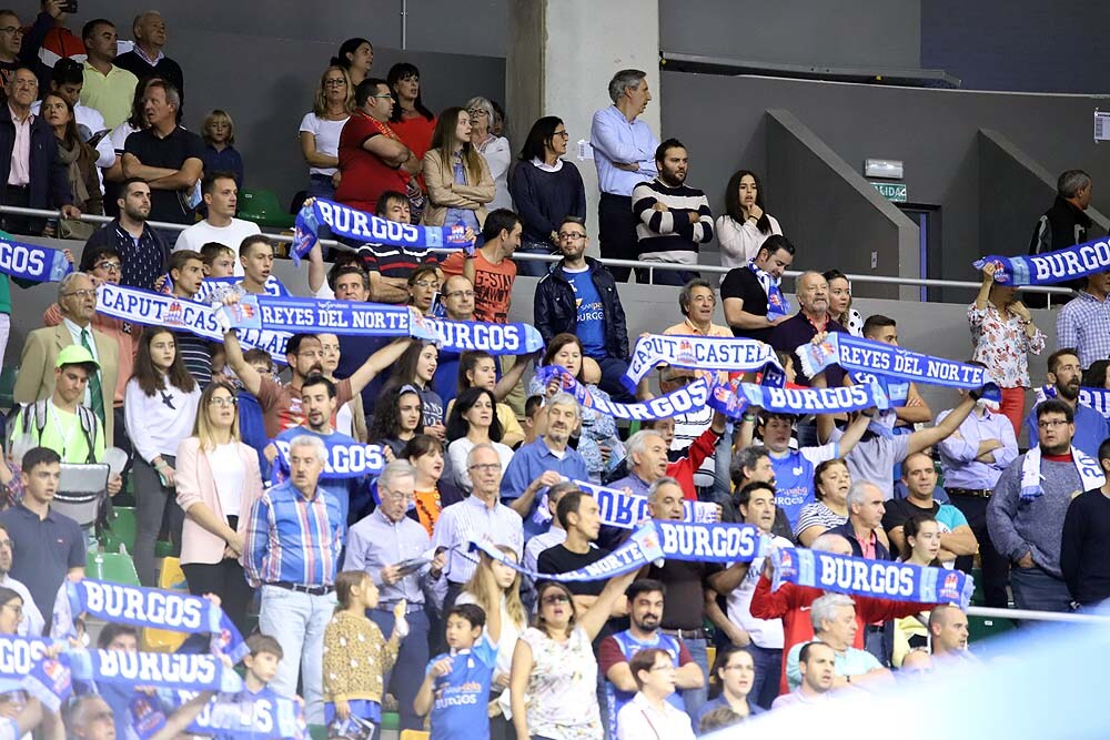 Más baloncesto en el Coliseum en el primer partido del curso liguero en casa