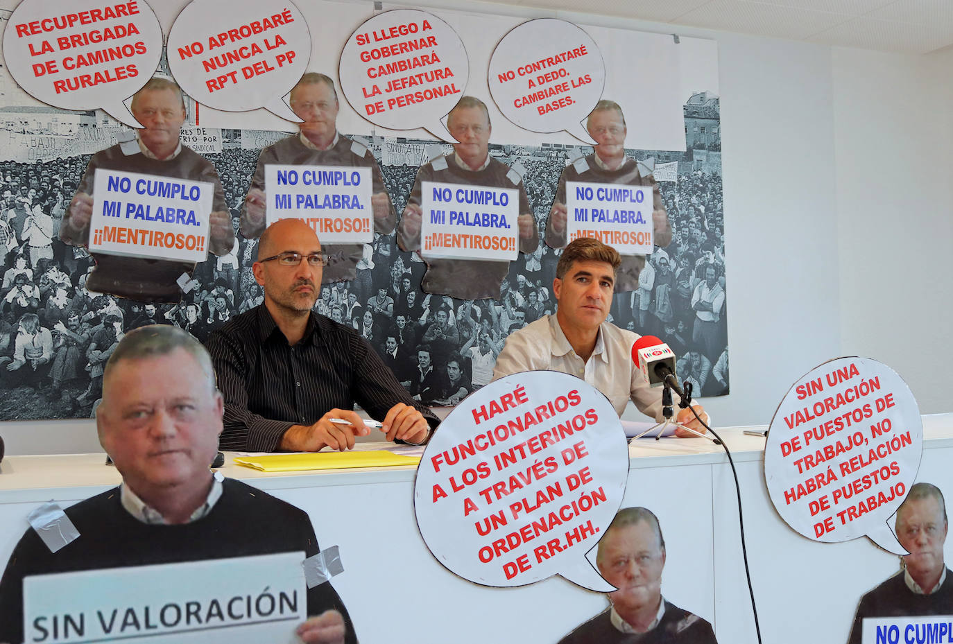 Fernando Ojeda (izquierda) en una rueda de prensa contra el presidente de Personal de la Diputación, Lorenzo Rodríguez