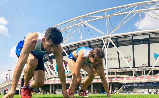 David y Lía, preparados para una de las pruebas de velocidad. 