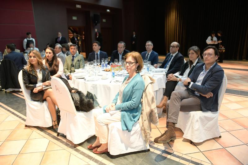 El Norte de Castilla y BBVA han celebrado este miércoles un desayuno informativo cuyo tema central es 'La disrupción digital, una oportunidad para crecer'.