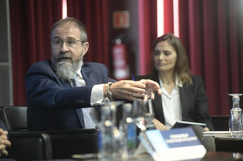 El Norte de Castilla y BBVA han celebrado este miércoles un desayuno informativo cuyo tema central es 'La disrupción digital, una oportunidad para crecer'.