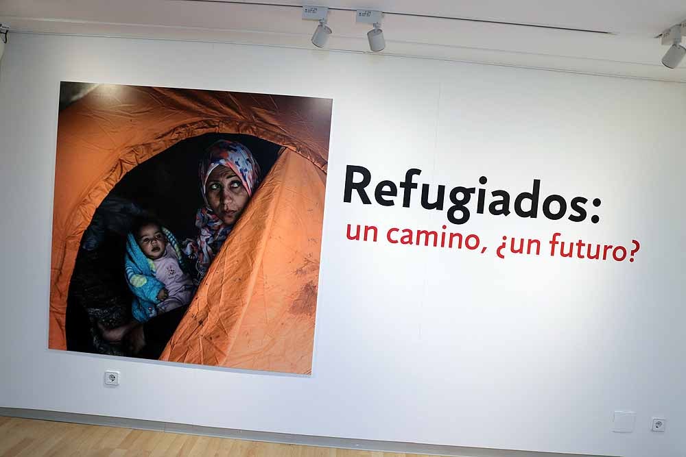 Fotos: Imágenes de la exposción &#039;Refugiados: un camino, ¿un futuro?&#039; de Diego Herrera Carcedo