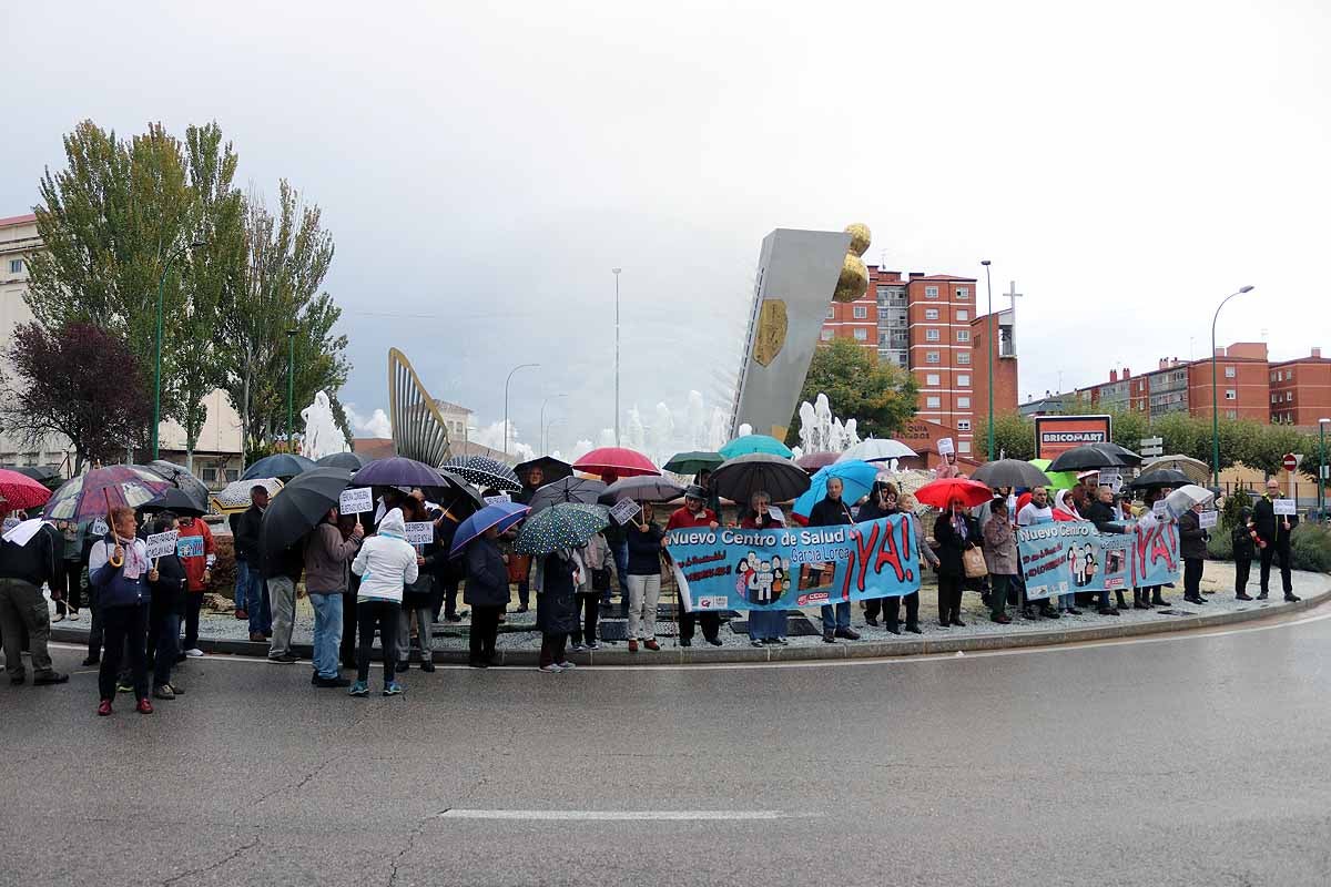 Los trabajos de construcción del nuevo centro están paralizados y desde la Consejería de Sanidad no se ha dado ninguna solución a estos burgaleses Hoy la consejera ha reconocido que, en el mejor de los casos, las obras se podrían retomar en seis u ocho meses. 